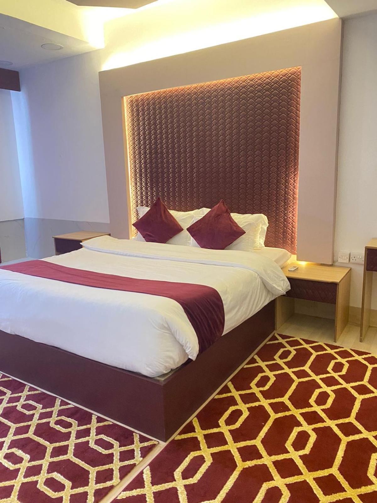 Al Hussam Hotel Apartments Rusayl Exterior foto
